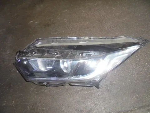 Φανάρι Εμπρός Αριστερό LED (Σπασμένη Βάση) για HONDA HRV (2015 - )  Φανάρι Εμπρός Αριστερό LED (Σπασμένη Βάση) για HONDA HRV (2015 - )