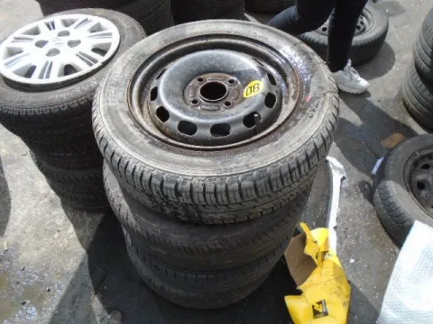 Ζαντολάστιχα 3αδα Hankook 175/65/R14 *  για FORD FIESTA (2006 - 2008) Mk5b *ΔΒ* Ζαντολάστιχα 3αδα Hankook 175/65/R14 *  για FORD FIESTA (2006 - 2008) Mk5b *ΔΒ*