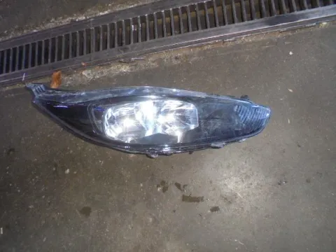 Φανάρι Εμπρός Δεξί ΙΜΙΤΑΣΙΟΝ για FORD FIESTA (2008 - 2012) Mk6 (JA8)  Φανάρι Εμπρός Δεξί ΙΜΙΤΑΣΙΟΝ για FORD FIESTA (2008 - 2012) Mk6 (JA8)