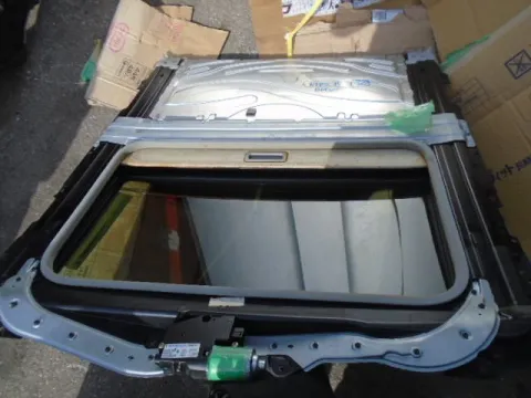 Ηλιοροφή για BMW 3 Series (2005 - 2008) (E90-1-2-3) (E90) Sedan - 4dr  -  Ηλιοροφή για BMW 3 Series (2005 - 2008) (E90-1-2-3) (E90) Sedan - 4dr  -