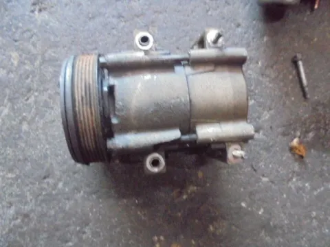 Συμπιεστής A-C (Κομπρέσορας) για FORD MAVERICK (2001 - 2005) 2000 (YF) Petrol 124 16 valve  Συμπιεστής A-C (Κομπρέσορας) για FORD MAVERICK (2001 - 2005) 2000 (YF) Petrol 124 16 valve
