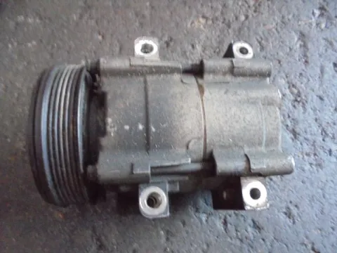 Συμπιεστής A-C (Κομπρέσορας) για FORD MAVERICK (2001 - 2005) / 2000 (YF) Petrol 124 16 valve  Συμπιεστής A-C (Κομπρέσορας) για FORD MAVERICK (2001 - 2005) / 2000 (YF) Petrol 124 16 valve