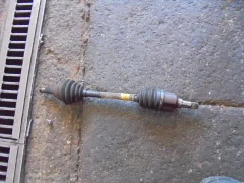 Ημιαξόνιο Εμπρός Αριστερό για FORD FIESTA (2002 - 2005) Mk5a  Ημιαξόνιο Εμπρός Αριστερό για FORD FIESTA (2002 - 2005) Mk5a