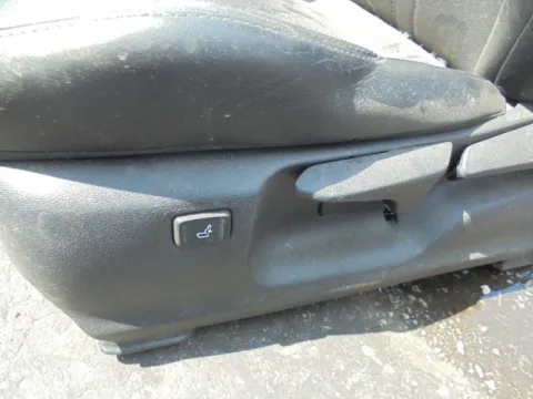 Καθίσματα Σετ Εμπρός Με Αερόσακους (Δερμάτινα Χ. Προσκέφαλα) για TOYOTA C-HR (2017 - 2019) *ΔΒ* - 