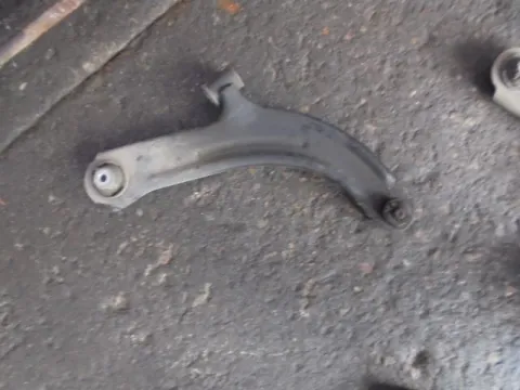 Ψαλίδι Εμπρός Δεξί για NISSAN MICRA (2003 - 2005) (K12) 1200 CR12DE petrol 80  Ψαλίδι Εμπρός Δεξί για NISSAN MICRA (2003 - 2005) (K12) 1200 CR12DE petrol 80