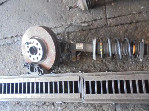 Άκρο Πλήρες Εμπρός Δεξί Με ABS για VW PASSAT (2011 - 2014) (B7) 2000 Diesel TDI 140hp CFG ΑΥΤΟΜΑΤΟ Άκρο Πλήρες Εμπρός Δεξί Με ABS για VW PASSAT (2011 - 2014) (B7) 2000 Diesel TDI 140hp CFG ΑΥΤΟΜΑΤΟ