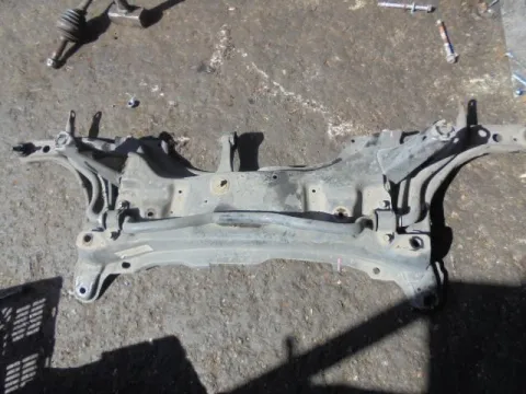 Γέφυρα Εμπρός Οριζόντια για TOYOTA YARIS (2009 - 2012) (XP90) 1000 (1KR-FE) petrol 69 (KSP90) *ΔΒ* Γέφυρα Εμπρός Οριζόντια για TOYOTA YARIS (2009 - 2012) (XP90) 1000 (1KR-FE) petrol 69 (KSP90) *ΔΒ*