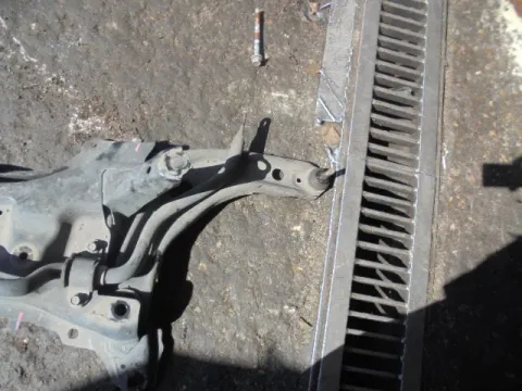 Ψαλίδι Εμπρός Δεξί για TOYOTA YARIS (2009 - 2012) (XP90) 1000 (1KR-FE) petrol 69 (KSP90) *ΔΒ* Ψαλίδι Εμπρός Δεξί για TOYOTA YARIS (2009 - 2012) (XP90) 1000 (1KR-FE) petrol 69 (KSP90) *ΔΒ*
