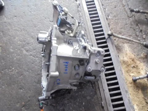 Κιβώτιο Ταχυτήτων (Σασμάν) Χειροκίνητο για CITROEN C3 (2017 - ) 1500 Diesel (YH01) BlueHDI 100hp  Κιβώτιο Ταχυτήτων (Σασμάν) Χειροκίνητο για CITROEN C3 (2017 - ) 1500 Diesel (YH01) BlueHDI 100hp