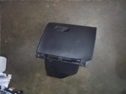 Ντουλαπάκι για CITROEN C3 (2017 - ) *Γ* Ντουλαπάκι για CITROEN C3 (2017 - ) *Γ*