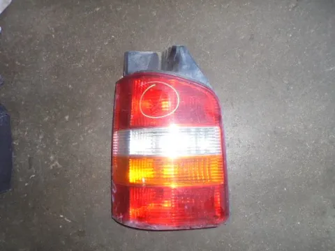 Φανάρι Πίσω Αριστερό (Ραγισμένο)  για VW TRANSPORTER (2003 - 2009) (7H) (T5)  Φανάρι Πίσω Αριστερό (Ραγισμένο)  για VW TRANSPORTER (2003 - 2009) (7H) (T5)