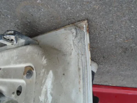 Πόρτα Πίσω Αριστερή Δίφυλλη Με Τζάμι (Ελαττωματική - Σκουριά) Υψος: 1,57  για VW TRANSPORTER (2003 - 2009) (7H) (T5)  -  Πόρτα Πίσω Αριστερή Δίφυλλη Με Τζάμι (Ελαττωματική - Σκουριά) Υψος: 1,57  για VW TRANSPORTER (2003 - 2009) (7H) (T5)  -
