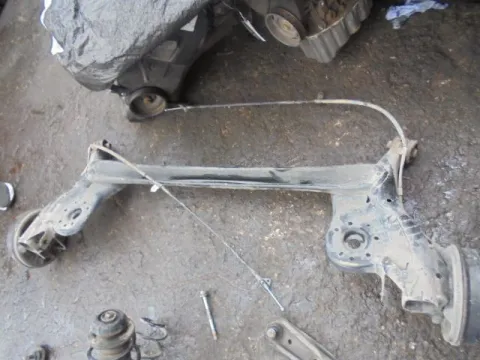Πίσω Άξονας Ταμπούρα -ABS για CITROEN C1 (2014 - ) 1000 Petrol (1KR) VTi 69hp  Πίσω Άξονας Ταμπούρα -ABS για CITROEN C1 (2014 - ) 1000 Petrol (1KR) VTi 69hp