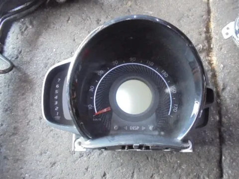 Κοντέρ 769167-330U για TOYOTA AYGO (2014 - 2017)  Κοντέρ 769167-330U για TOYOTA AYGO (2014 - 2017)