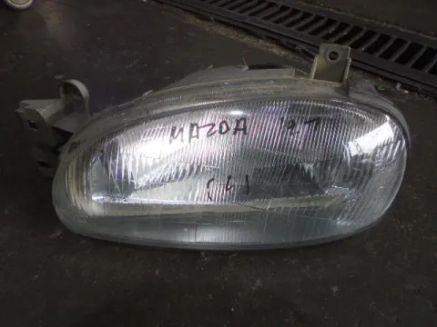 Φανάρι Εμπρός Αριστερό για MAZDA 121 (1990 - 1996) (DB)  Φανάρι Εμπρός Αριστερό για MAZDA 121 (1990 - 1996) (DB)