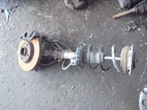 Άκρο Πλήρες Εμπρός Αριστερό Με ABS για NISSAN NOTE (2009 - 2013) (E11) 1400 (CR14DE) petrol 88  Άκρο Πλήρες Εμπρός Αριστερό Με ABS για NISSAN NOTE (2009 - 2013) (E11) 1400 (CR14DE) petrol 88