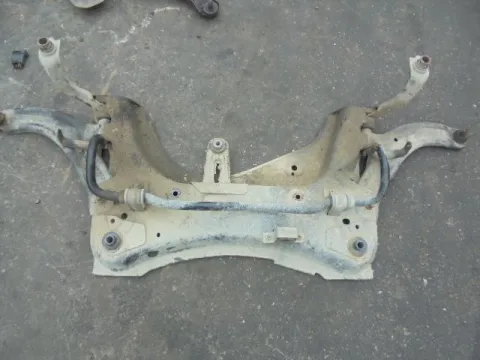 Γέφυρα Εμπρός Οριζόντια για NISSAN NOTE (2009 - 2013) (E11) 1400 (CR14DE) petrol 88 *ΔΒ* Γέφυρα Εμπρός Οριζόντια για NISSAN NOTE (2009 - 2013) (E11) 1400 (CR14DE) petrol 88 *ΔΒ*