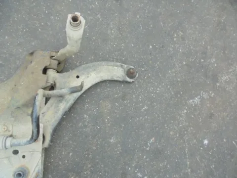 Ψαλίδι Εμπρός Δεξί για NISSAN NOTE (2009 - 2013) (E11) 1400 (CR14DE) petrol 88 *ΔΒ* Ψαλίδι Εμπρός Δεξί για NISSAN NOTE (2009 - 2013) (E11) 1400 (CR14DE) petrol 88 *ΔΒ*