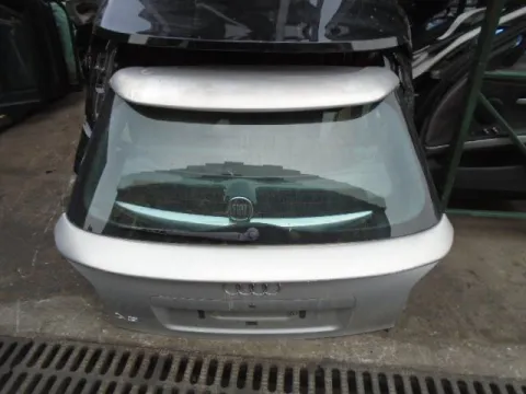 Πορτ-Μπαγκάζ για AUDI A3 (2000 - 2003) (8L)  Πορτ-Μπαγκάζ για AUDI A3 (2000 - 2003) (8L)