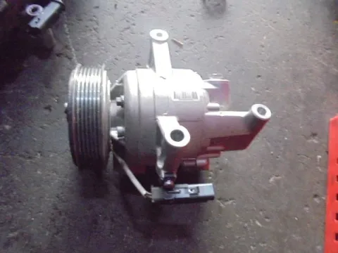 Συμπιεστής A-C (Κομπρέσορας) για TOYOTA AYGO (2017 - ) 1000 Petrol (1KR) VVT-i 75hp  Συμπιεστής A-C (Κομπρέσορας) για TOYOTA AYGO (2017 - ) 1000 Petrol (1KR) VVT-i 75hp