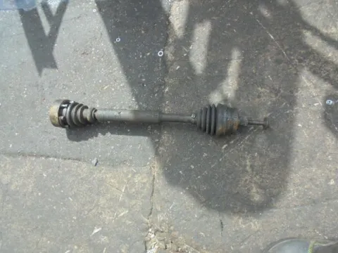 Ημιαξόνιο Εμπρός Δεξί Με ABS για AUDI A4 (1995 - 1998) (8D) 1800 Ημιαξόνιο Εμπρός Δεξί Με ABS για AUDI A4 (1995 - 1998) (8D) 1800