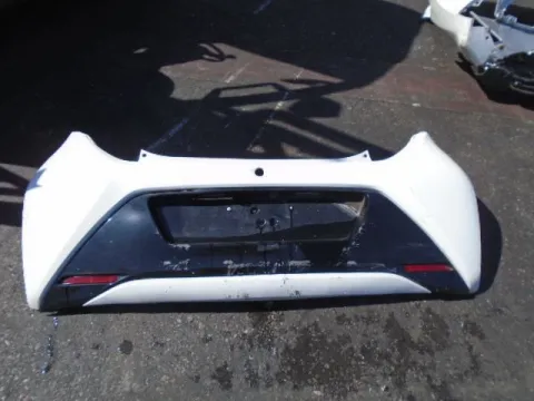 Προφυλακτήρας Πίσω (Λίγο Χτυπημένο) για TOYOTA AYGO (2014 - 2017)  Προφυλακτήρας Πίσω (Λίγο Χτυπημένο) για TOYOTA AYGO (2014 - 2017)