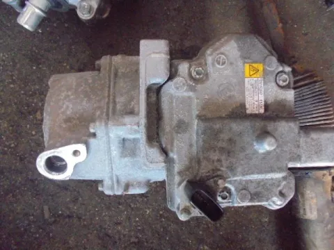 Συμπιεστής A-C (Κομπρέσορας) για TOYOTA YARIS (2017 - 2020) 1500 (1NZ) (HSD) Hybrid Multidrive 100hp  Συμπιεστής A-C (Κομπρέσορας) για TOYOTA YARIS (2017 - 2020) 1500 (1NZ) (HSD) Hybrid Multidrive 100hp