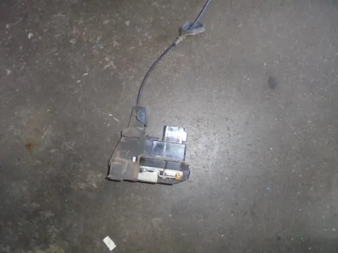 Ηλεκτρομαγνητική Κλειδαριά Πίσω Δεξιά 4pin για FORD FIESTA (2002 - 2005) Mk5a , (2006 - 2008) Mk5b  Ηλεκτρομαγνητική Κλειδαριά Πίσω Δεξιά 4pin για FORD FIESTA (2002 - 2005) Mk5a , (2006 - 2008) Mk5b