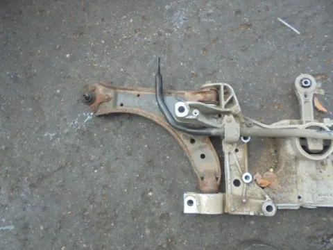Ψαλίδι Εμπρός Αριστερό για VW GOLF (2004 - 2008) Mk5 (1K1) 1400 (BCA) Petrol 75 16 valve *ΔΒ* Ψαλίδι Εμπρός Αριστερό για VW GOLF (2004 - 2008) Mk5 (1K1) 1400 (BCA) Petrol 75 16 valve *ΔΒ*