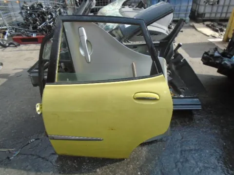Πόρτα Πίσω Αριστερή για DAIHATSU SIRION (1998 - 2002) *Ε* Πόρτα Πίσω Αριστερή για DAIHATSU SIRION (1998 - 2002) *Ε*