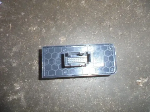 Διακόπτης Παραθύρων Κεντρικός Αριστερής 4πλος 14pin για CITROEN C3 (2017 - ) - 