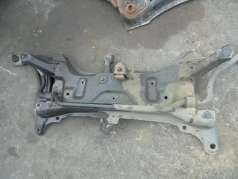 Γέφυρα Εμπρός Οριζόντια για PEUGEOT 107 (2006 - 2009) 1000 (1KR) (384F) Petrol 68 *ΔΒ* Γέφυρα Εμπρός Οριζόντια για PEUGEOT 107 (2006 - 2009) 1000 (1KR) (384F) Petrol 68 *ΔΒ*
