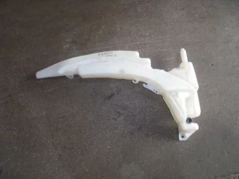 Δοχείο Υαλοκαθαριστήρων για FORD FOCUS (2002 - 2004) Mk1b  Δοχείο Υαλοκαθαριστήρων για FORD FOCUS (2002 - 2004) Mk1b