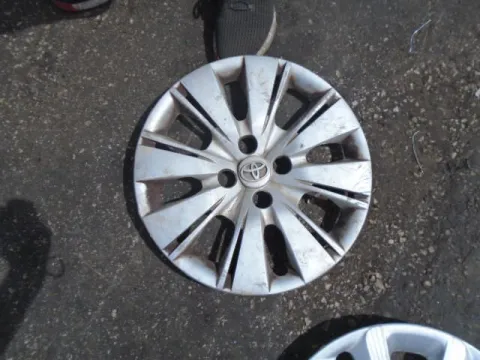 Τάσι Τροχού 1ΤΕΜ. 15αρι για TOYOTA YARIS (2012 - 2014) ( ) *Γ* Τάσι Τροχού 1ΤΕΜ. 15αρι για TOYOTA YARIS (2012 - 2014) ( ) *Γ*