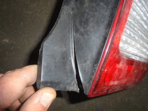 Φανάρι Πίσω Δεξί (Ελαττωματικό) για MITSUBISHI COLT (1999 - 2004) (CJ)  - 