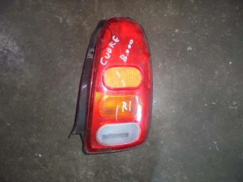 Φανάρι Πίσω Δεξί (Ραγισμένο) για DAIHATSU CUORE (1998 - 2003) VI  Φανάρι Πίσω Δεξί (Ραγισμένο) για DAIHATSU CUORE (1998 - 2003) VI