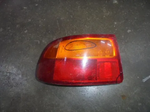 Φανάρι Πίσω Αριστερό (Ελαττωματικό) για HONDA CIVIC (1992 - 1995) (EG - H - J)  Φανάρι Πίσω Αριστερό (Ελαττωματικό) για HONDA CIVIC (1992 - 1995) (EG - H - J)