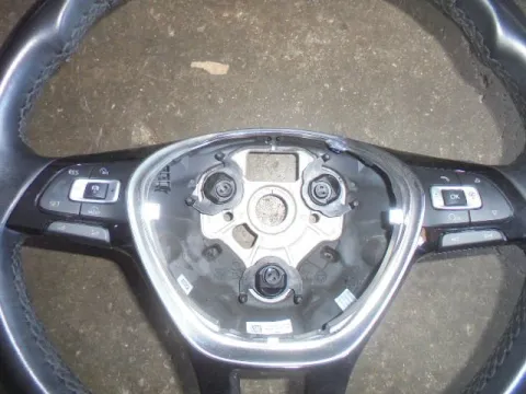 Τιμόνι (Βολάν) Με Χειριστήρια και F1 για VW T-ROC (2017 -) *Γ* -  Τιμόνι (Βολάν) Με Χειριστήρια και F1 για VW T-ROC (2017 -) *Γ* -