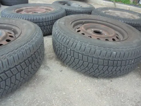 Ζαντολάστιχο 4άδα KLEBER * 205/70R15  *0917* για DAIHATSU TERIOS (1997 - 2000) (J100) *ΔΒ* -  Ζαντολάστιχο 4άδα KLEBER * 205/70R15  *0917* για DAIHATSU TERIOS (1997 - 2000) (J100) *ΔΒ* -