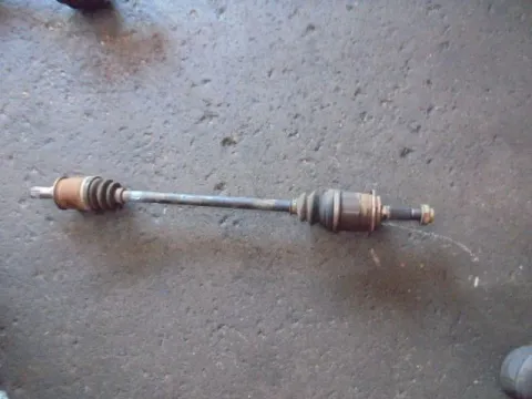 Ημιαξόνιο Πίσω Αριστερό για HONDA CRV (2005 - 2007) (RD)  Ημιαξόνιο Πίσω Αριστερό για HONDA CRV (2005 - 2007) (RD)
