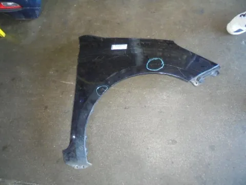 Φτερό Εμπρός Δεξιό (Όχι Πολύ Καθαρό) για HYUNDAI i20 (2009 - 2011)  Φτερό Εμπρός Δεξιό (Όχι Πολύ Καθαρό) για HYUNDAI i20 (2009 - 2011)