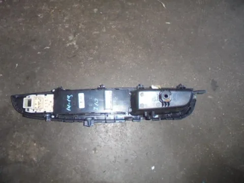 Διακόπτης Παραθύρων Κεντρικός Αριστερής 4πλος 7+16pin για HYUNDAI i10 (2014 - 2019)  -  Διακόπτης Παραθύρων Κεντρικός Αριστερής 4πλος 7+16pin για HYUNDAI i10 (2014 - 2019)  -