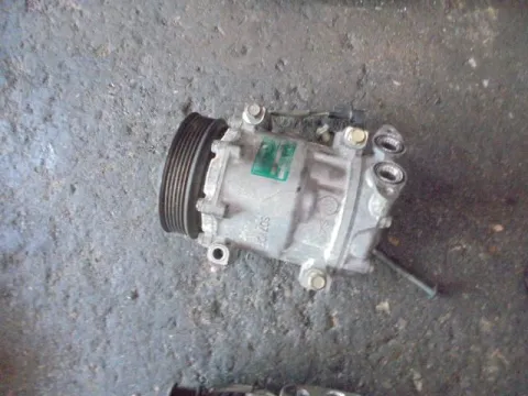 Συμπιεστής A-C (Κομπρέσορας) 3M5H19D629SA για FORD FOCUS (2004 - 2008) Mk2a (DA3 - C307) 1600 (G8DA) Diesel 109 TDCi  Συμπιεστής A-C (Κομπρέσορας) 3M5H19D629SA για FORD FOCUS (2004 - 2008) Mk2a (DA3 - C307) 1600 (G8DA) Diesel 109 TDCi