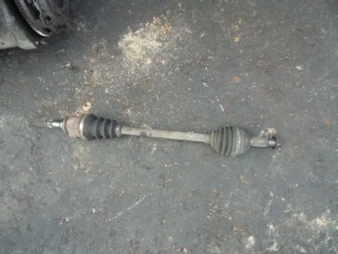 Ημιαξόνιο Εμπρός Αριστερό για PEUGEOT 107 (2006 - 2009) 1000 (1KR) (384F) Petrol 68  Ημιαξόνιο Εμπρός Αριστερό για PEUGEOT 107 (2006 - 2009) 1000 (1KR) (384F) Petrol 68