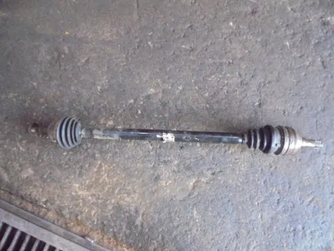 Ημιαξόνιο Εμπρός Δεξί για OPEL VECTRA (2002 - 2005) C 2000 (Y 20 DTH) Diesel 101  Ημιαξόνιο Εμπρός Δεξί για OPEL VECTRA (2002 - 2005) C 2000 (Y 20 DTH) Diesel 101