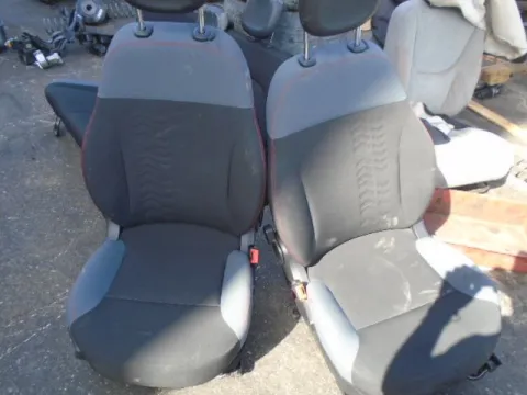 Καθίσματα Σετ Σαλόνι Με Αερόσακους για FIAT PANDA (2012 - ) *ΔΒ* Καθίσματα Σετ Σαλόνι Με Αερόσακους για FIAT PANDA (2012 - ) *ΔΒ*