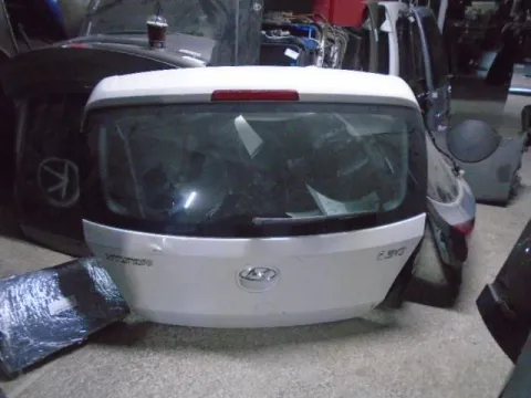 Πορτ-Μπαγκάζ Λίγο Χτυπημένο για HYUNDAI i30 (2007 - 2012) *Γ* Πορτ-Μπαγκάζ Λίγο Χτυπημένο για HYUNDAI i30 (2007 - 2012) *Γ*