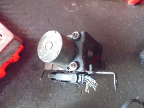 Μονάδα ABS 0265235097 για MITSUBISHI COLT (2005 - 2008 ) (CZ)  Μονάδα ABS 0265235097 για MITSUBISHI COLT (2005 - 2008 ) (CZ)