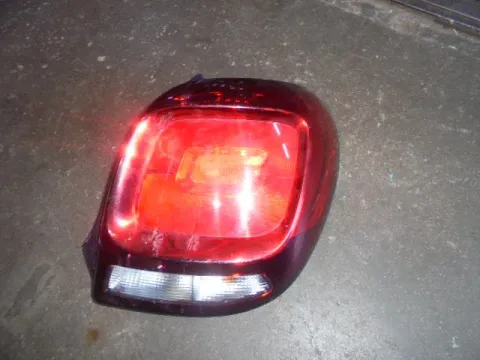 Φανάρι Πίσω Δεξί (Ελαττωματικό) για CITROEN C1 (2014 - )  Φανάρι Πίσω Δεξί (Ελαττωματικό) για CITROEN C1 (2014 - )