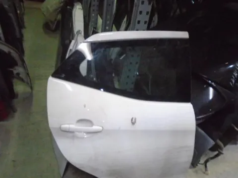 Πόρτα Πίσω Δεξιά (Λίγο Χτυπμένη)  για TOYOTA AYGO (2014 - 2017)  Πόρτα Πίσω Δεξιά (Λίγο Χτυπμένη)  για TOYOTA AYGO (2014 - 2017)